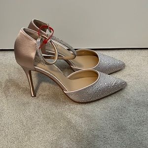 Badgley mischka heels